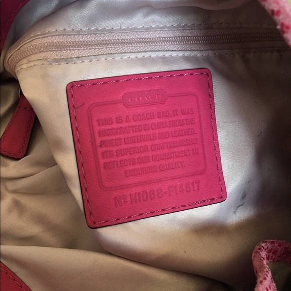 Coach big c's raspberry pink purse - Picture 6 of 6